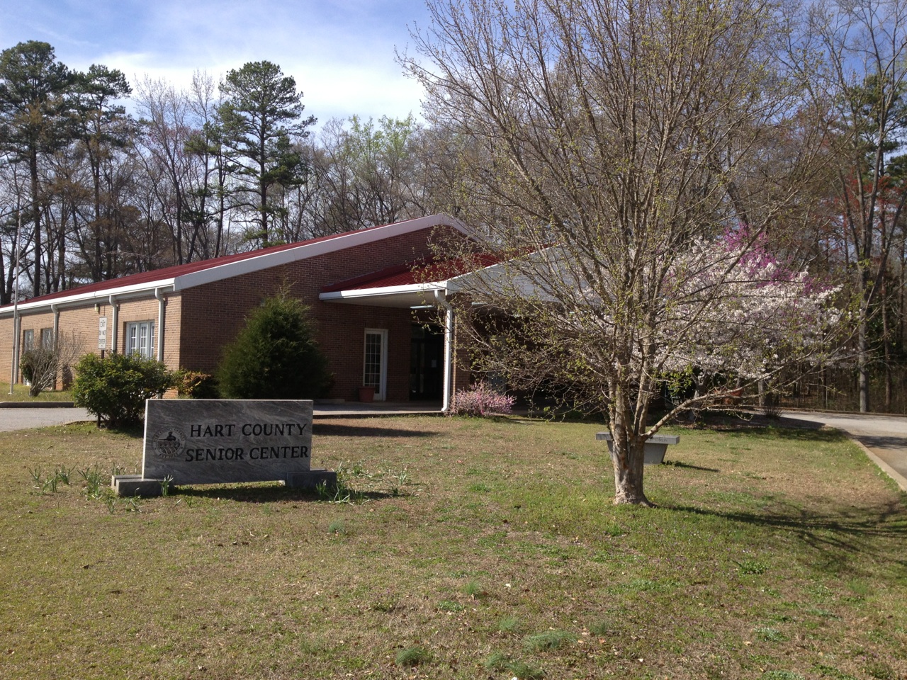 hart county senior center exterior